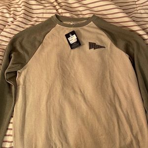 Long sleeve Hurley tee